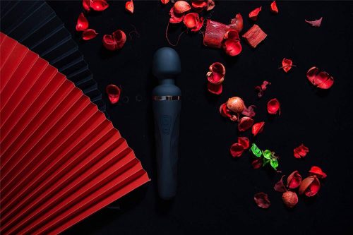 LOVENSE Domi 2 - okos, akkus masszírozó vibrátor (fekete)